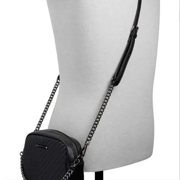 ALDO Zinka Quilted Faux Leather Belt Bag - Picture 2 of 12